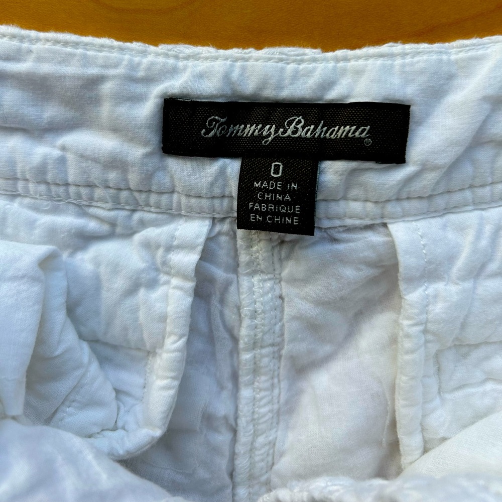 Tommy Bahama Eugenia Shorts white 0 100% Cotton Eyelet Lace, rarely worn